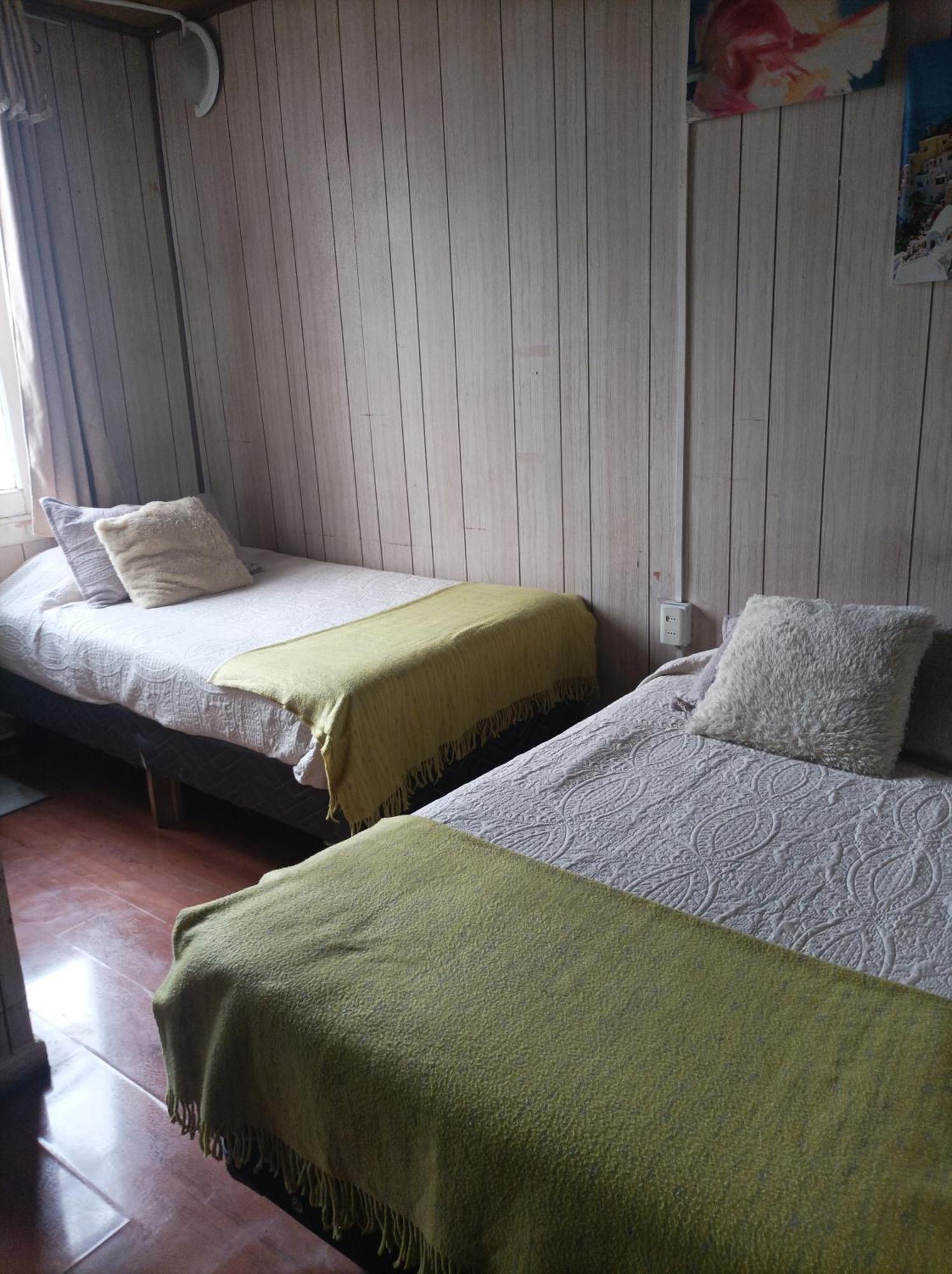 Alojamiento Familiar Rey Bed & Breakfast Пунта Аренас Екстериор снимка