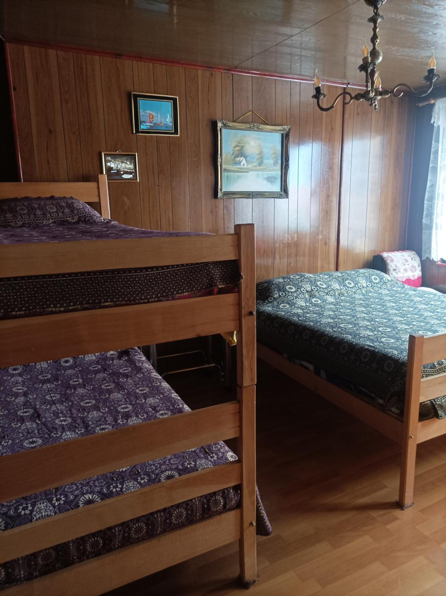 Alojamiento Familiar Rey Bed & Breakfast Пунта Аренас Екстериор снимка