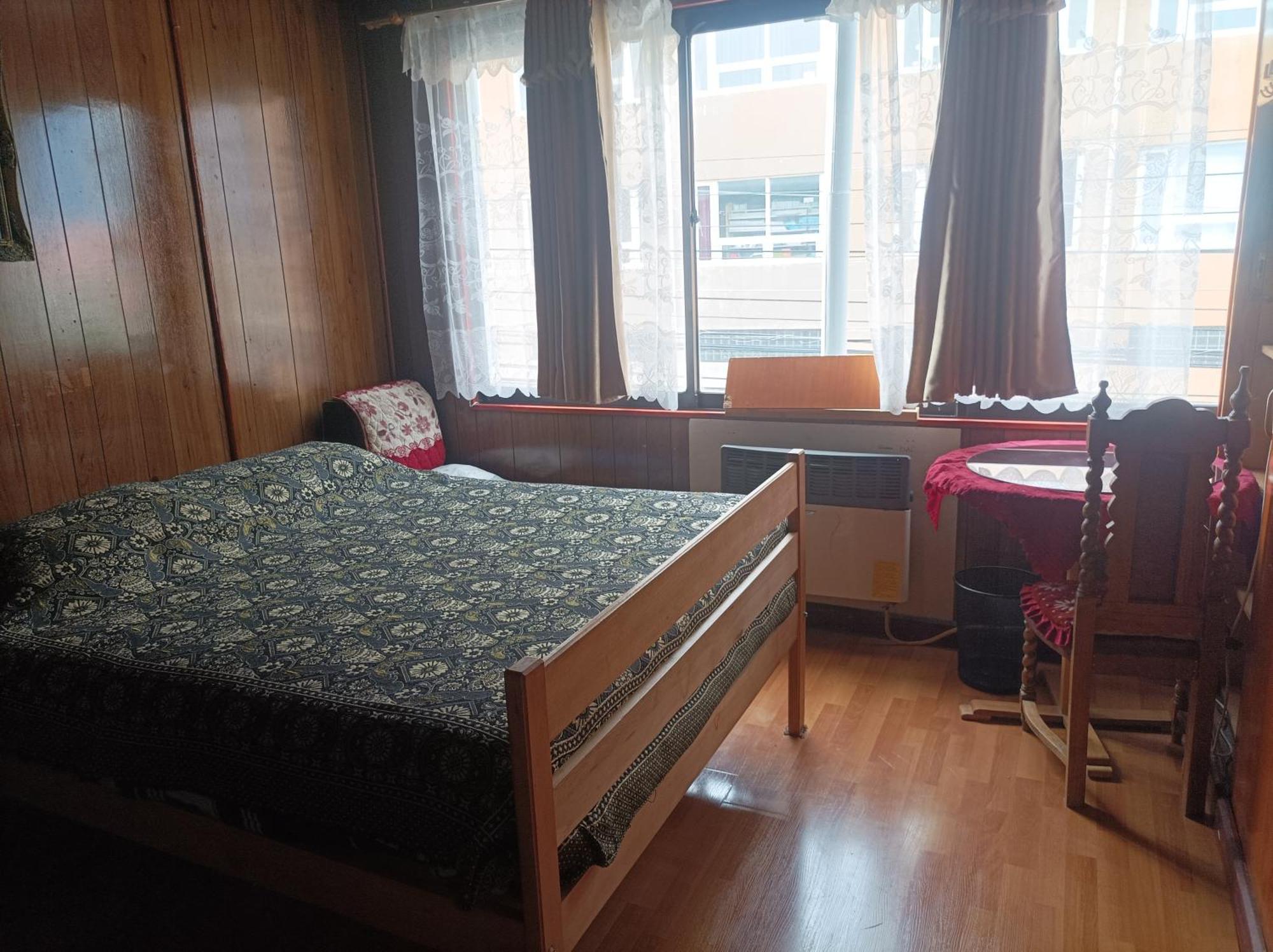 Alojamiento Familiar Rey Bed & Breakfast Пунта Аренас Екстериор снимка