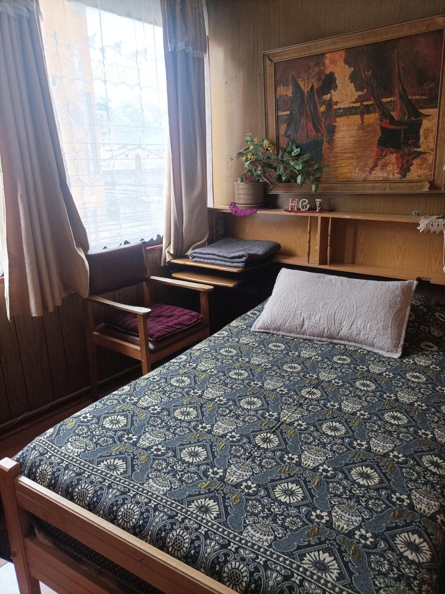 Alojamiento Familiar Rey Bed & Breakfast Пунта Аренас Екстериор снимка